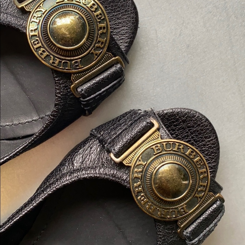 BURBERRY Medallion peep-toe flats - BRAND NEW